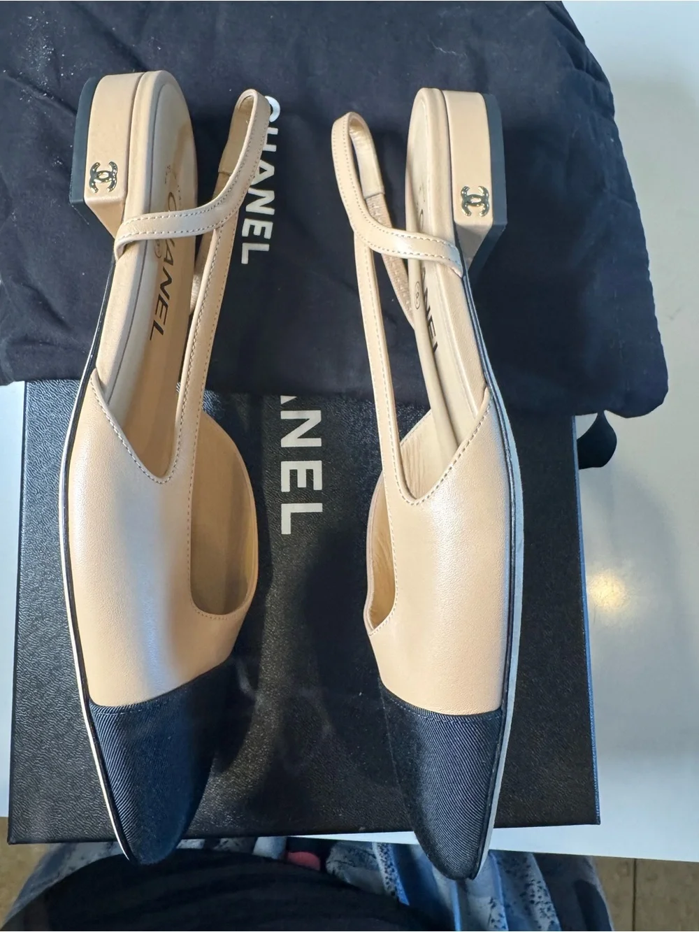 CHANEL classic slingback